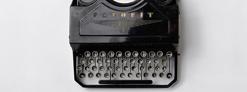 10 Landing Pages Critiqued for Copywriting Excellence. You Pick the Winner.
