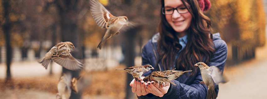 15 Marketing Twitters That Won’t Kill Your Feed (or Your Soul)